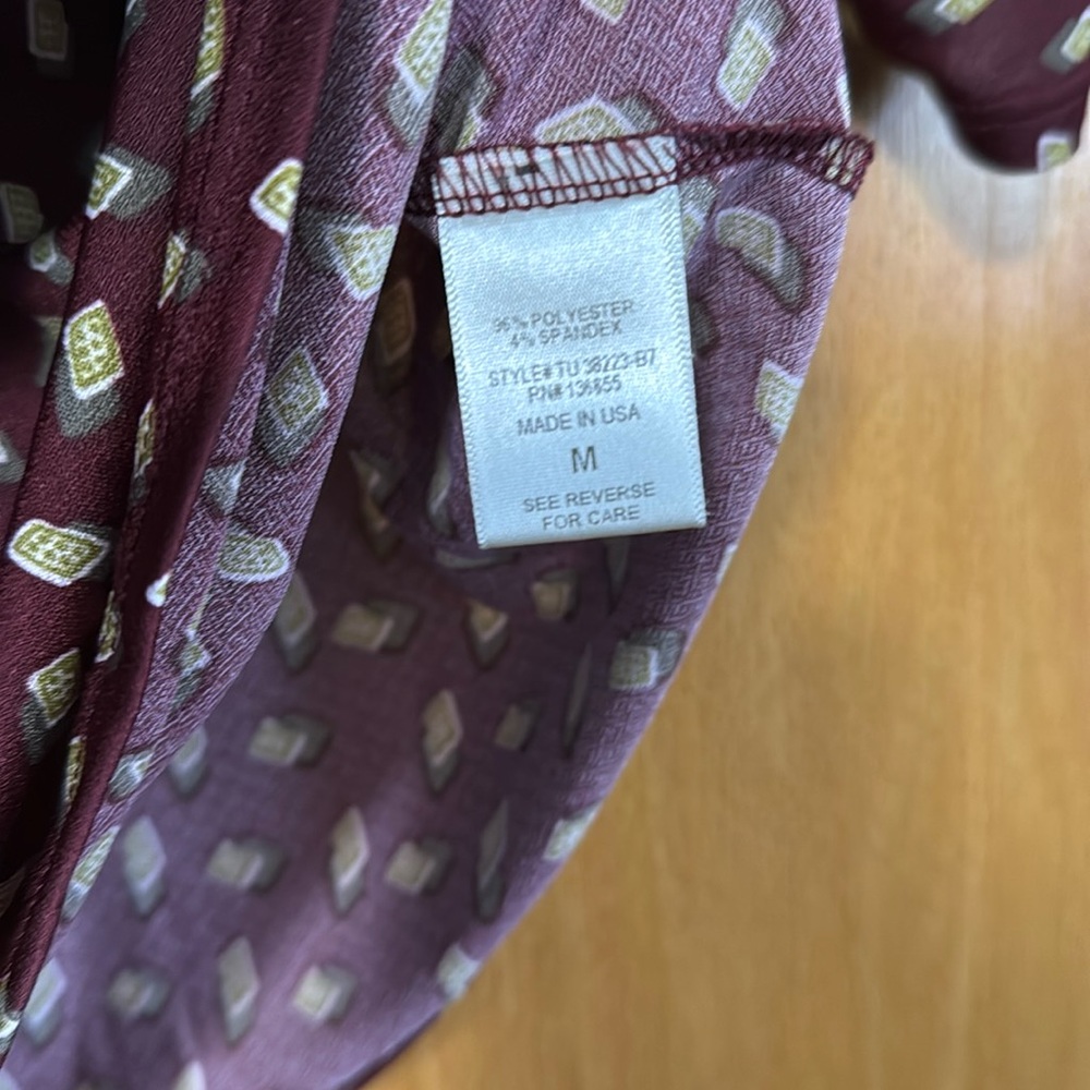 Maroon Patterned Blouse - image 3